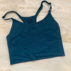 Quartz (first launch) sports bra - no bra pads